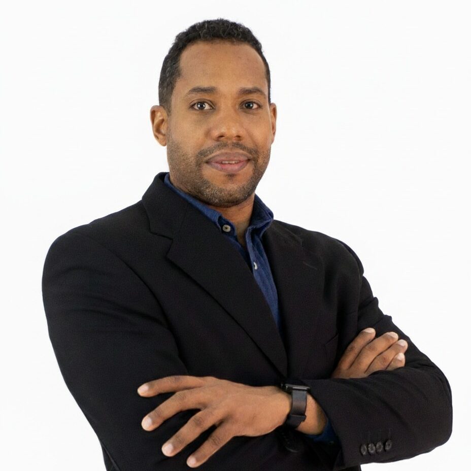 Mitchell D. Escobar Cardona